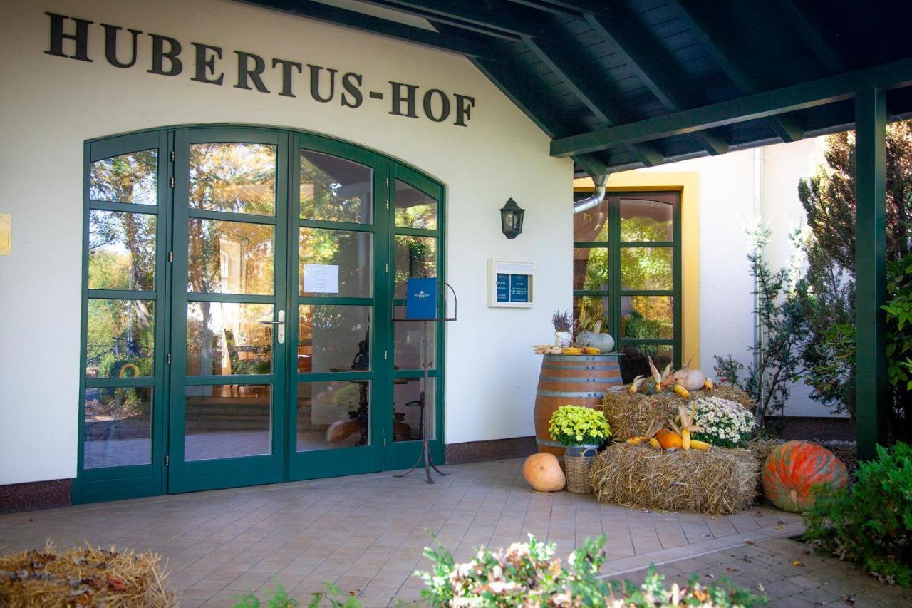 Hubertus Hof Landhotel Balatonfenyves Buitenkant foto